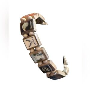 American Patriotic Armed Forces Wood/Enamel Tile Charms Stretch Bracelet